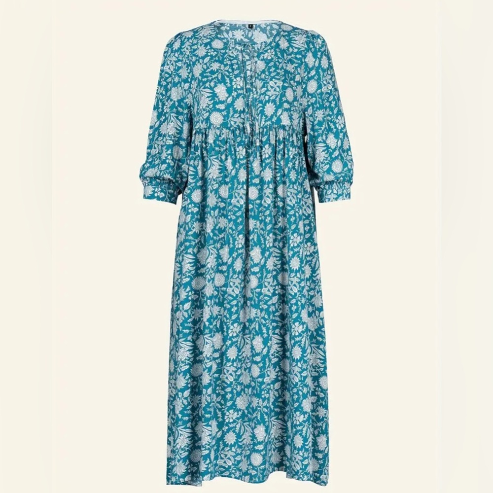 Stunning flowing Print V Neck Loose Dress - Picture 3 of 3